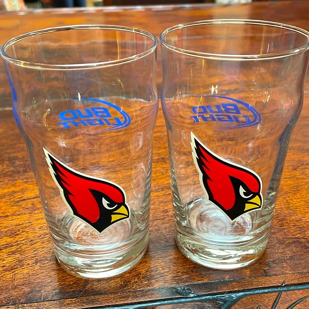 Set of 2 Different Bud Light Arizona Cardinals Pint Glasses - Picture 1 of 8